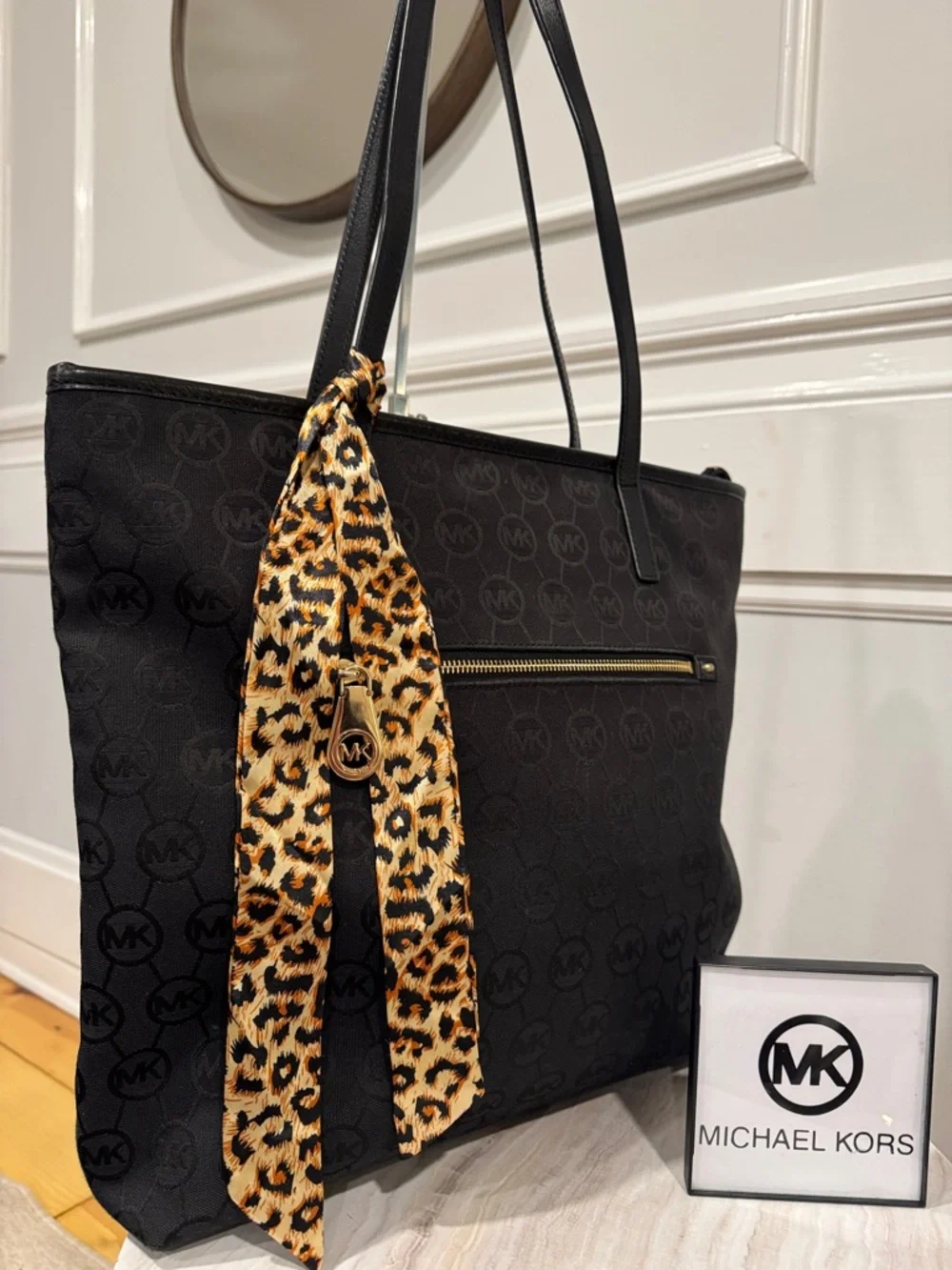 Michael Kors Bennet Black Signature Logo Tote
